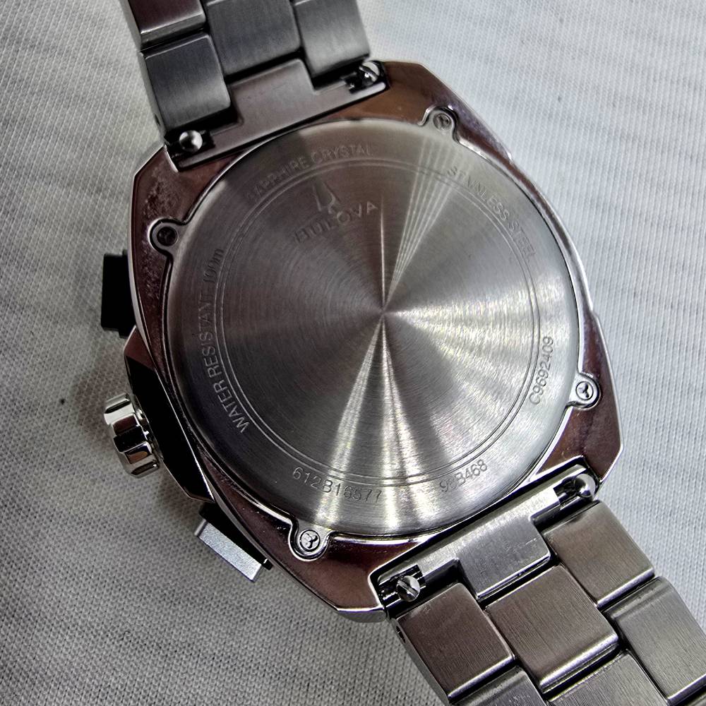 Bulova Racer Chronograph – Ref. 98B468, Gut – 16/17
