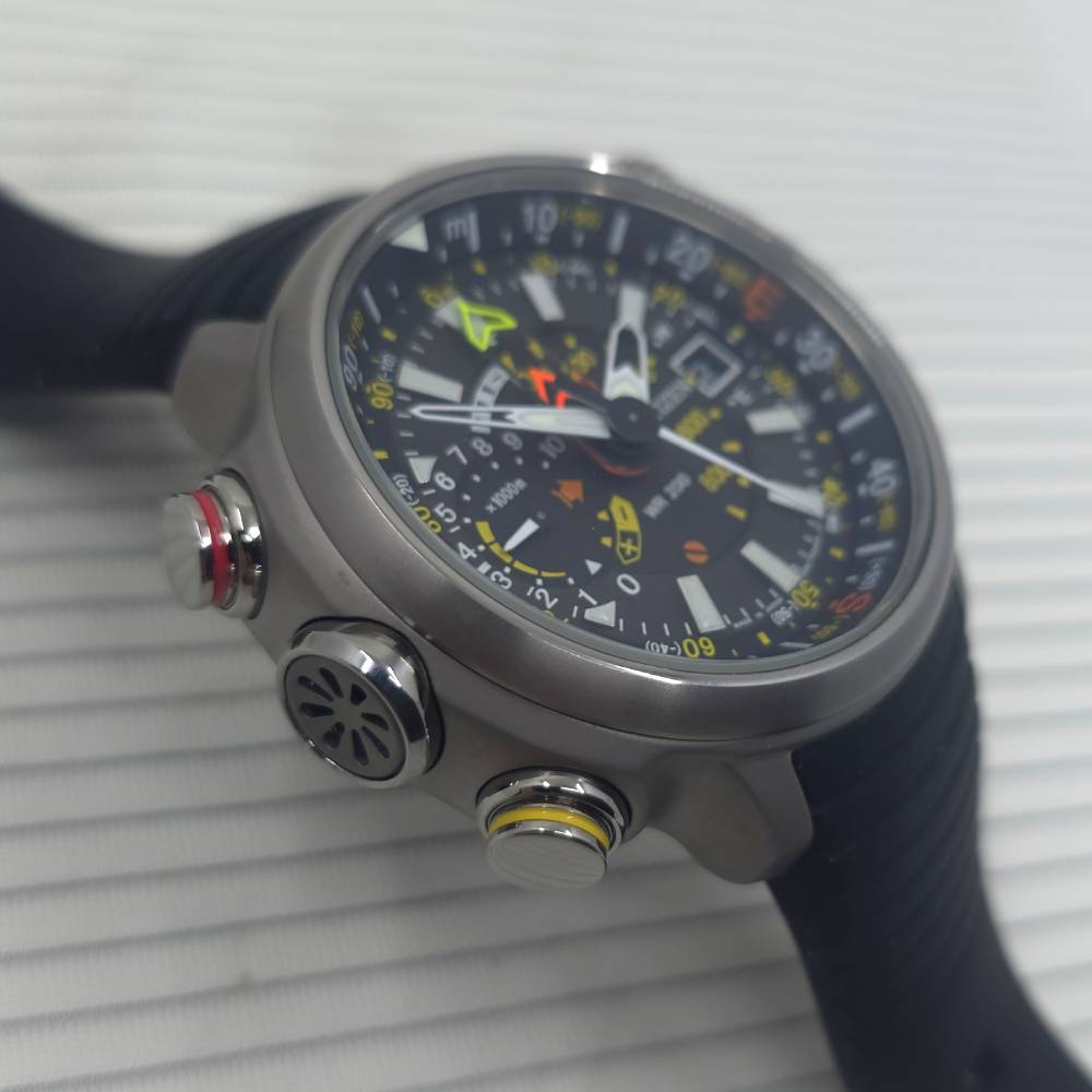 Citizen Eco Drive – Ref. BN4021-02E, Gut – 13/19