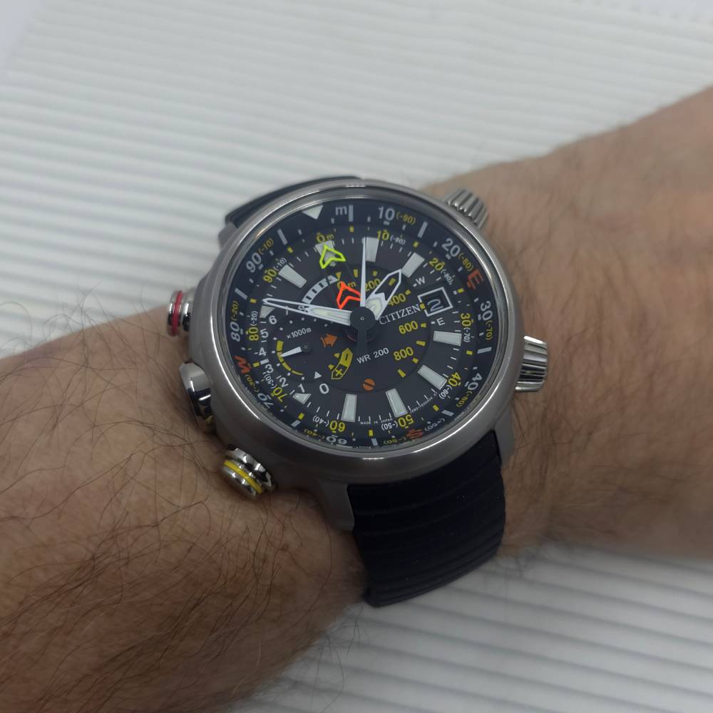 Citizen Eco Drive – Ref. BN4021-02E, Gut – 16/19