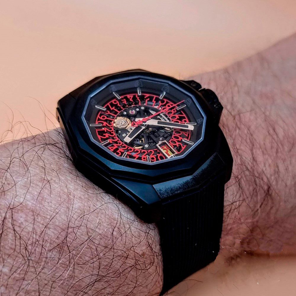 Corum Admiral's Cup – Ref. A082/03685 – 082.406.95/F371 NO10, Gut – 5/16