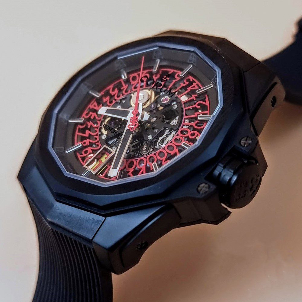 Corum Admiral's Cup – Ref. A082/03685 – 082.406.95/F371 NO10, Gut – 9/16
