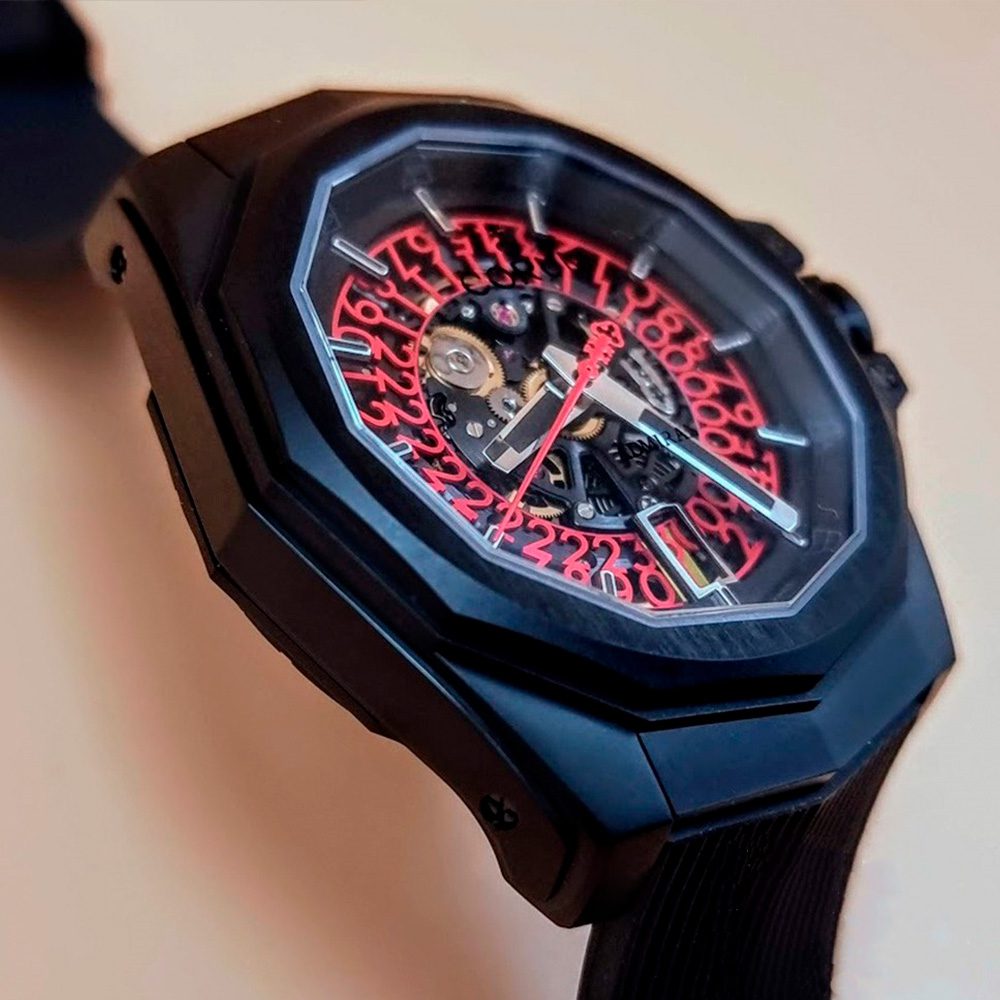 Corum Admiral's Cup – Ref. A082/03685 – 082.406.95/F371 NO10, Gut – 14/16