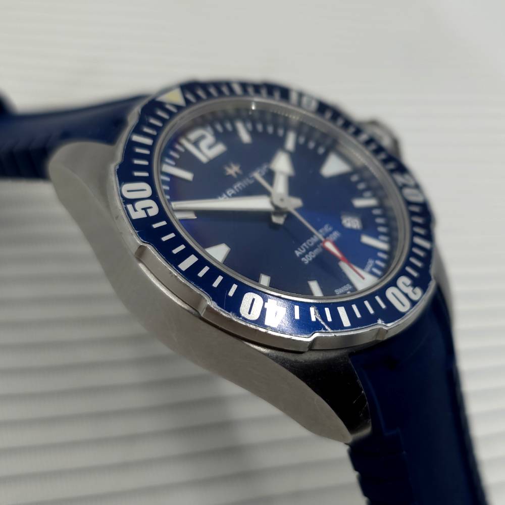Hamilton Khaki Navy – Ref. H77705345, Gut – 12/18