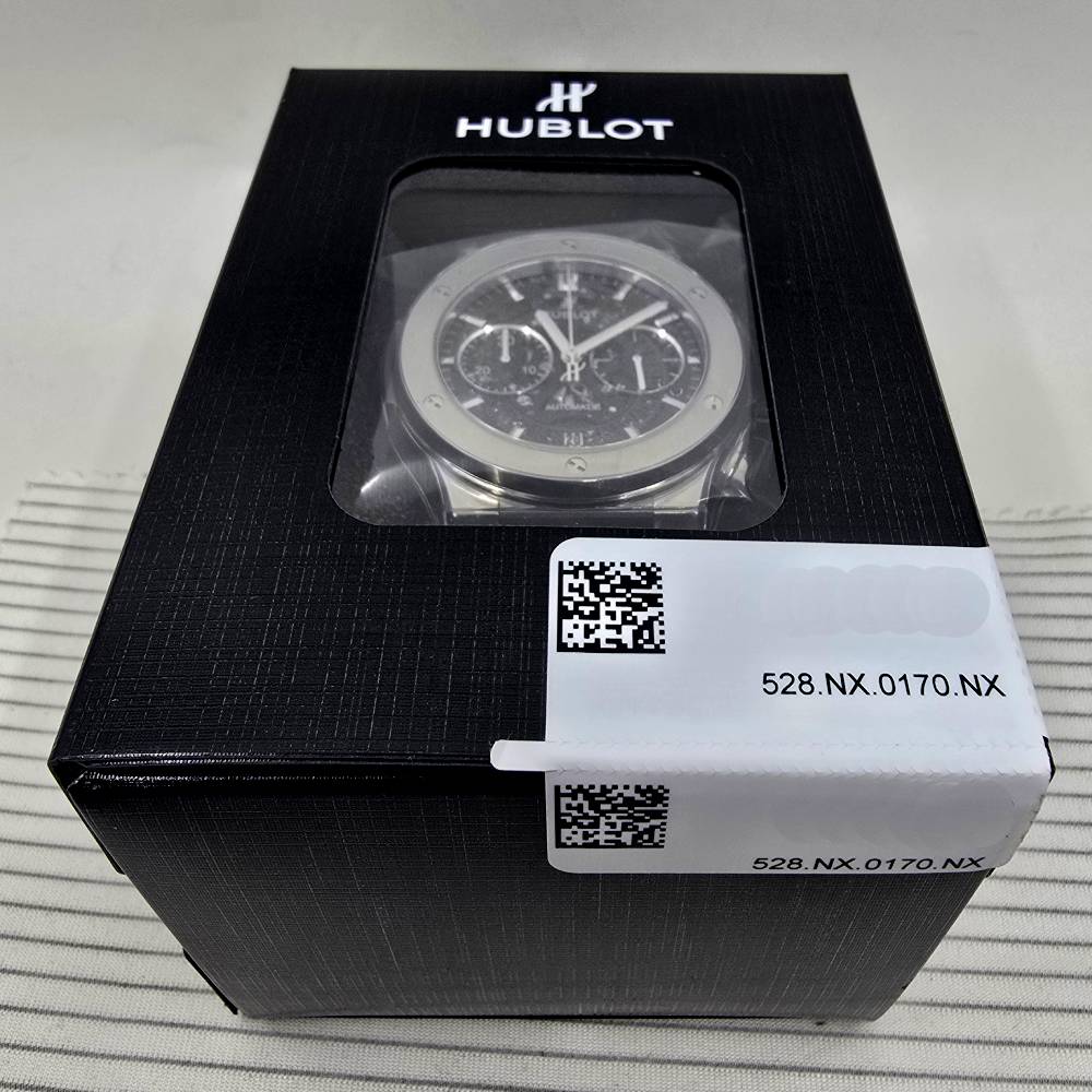 Hublot Classic Fusion – Ref. 528.NX.0170.NX, Neu – 10/11