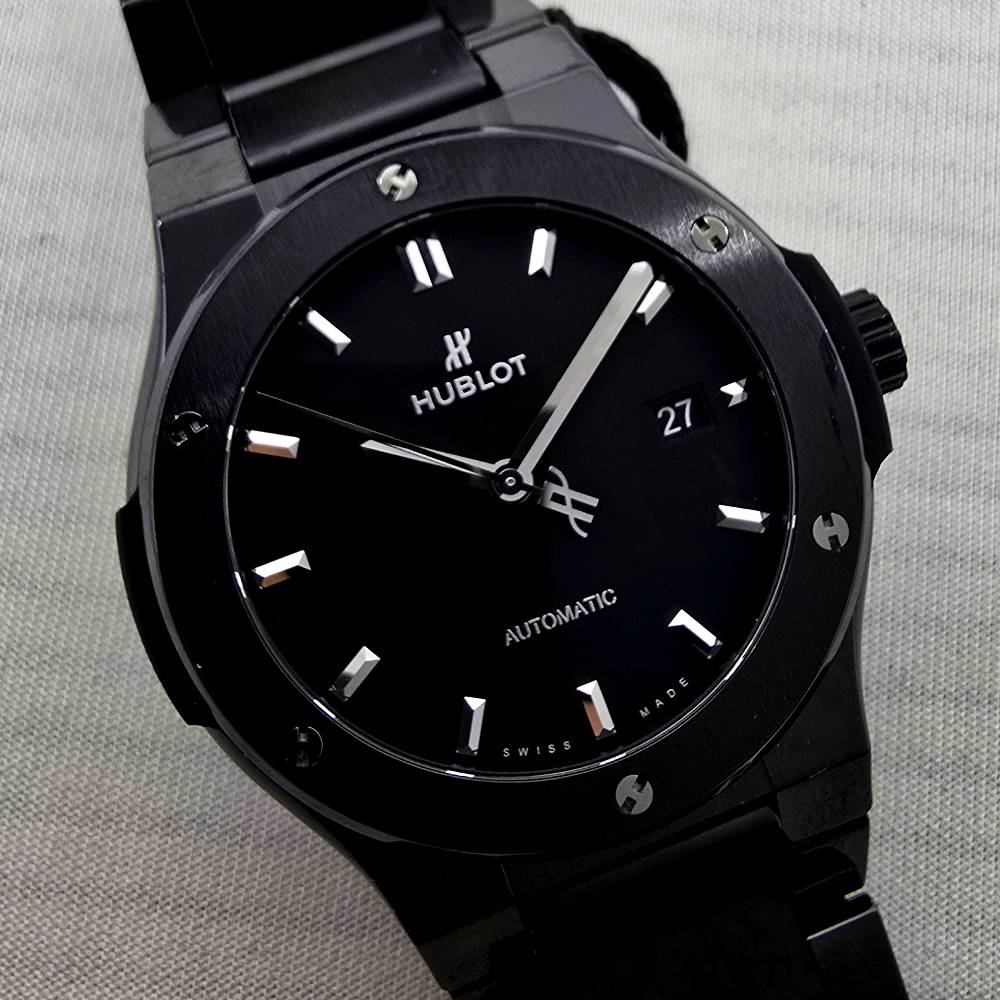 Hublot Classic Fusion – Ref. 548.CM.1170.CM, Gut – 16/18