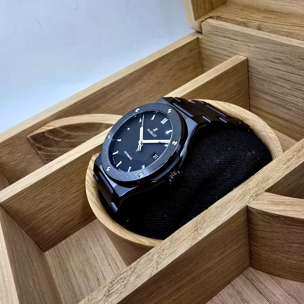 Hublot Classic Fusion – Ref. 548.CM.1170.CM, Gut – 17/18