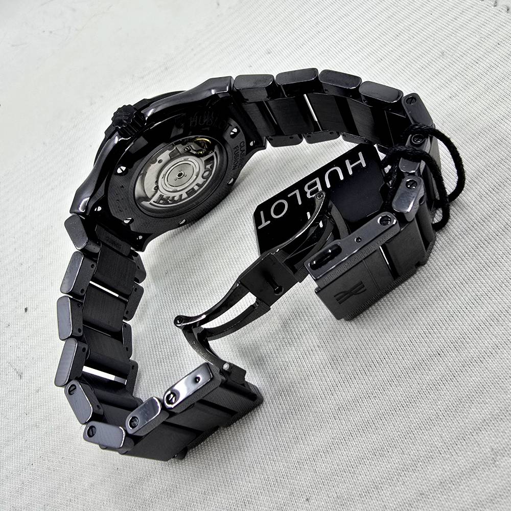 Hublot Classic Fusion – Ref. 548.CM.1170.CM, Gut – 14/18