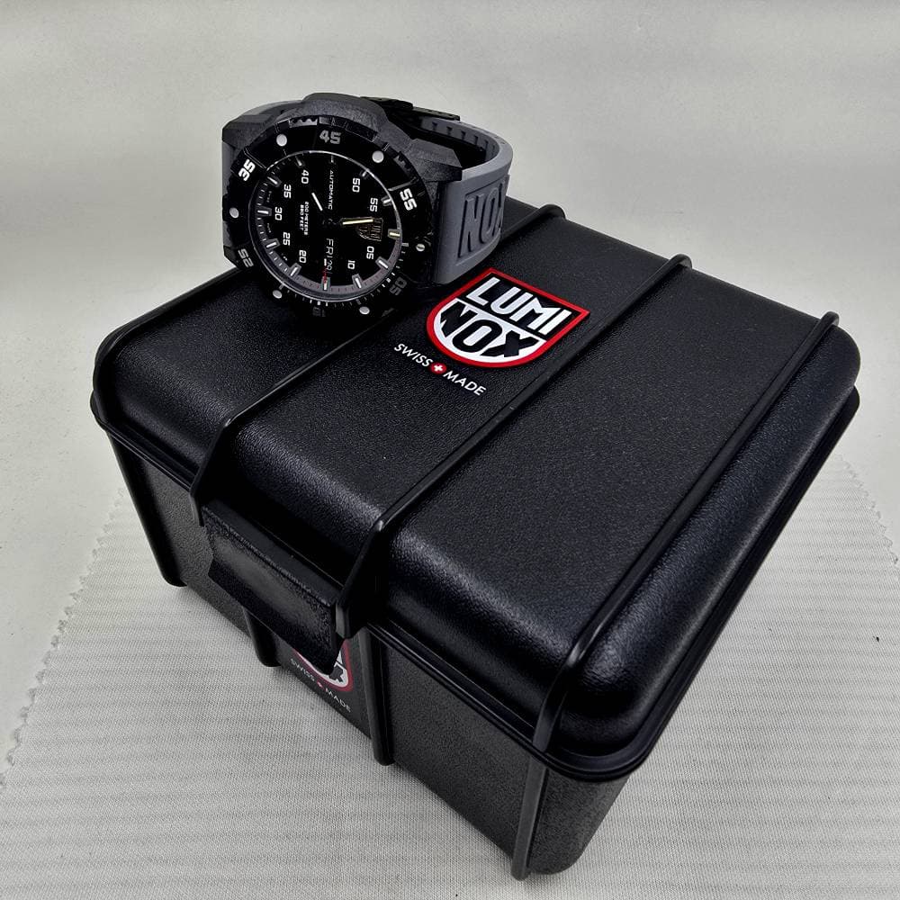 Luminox Master Carbon Seal – Ref. XS.3862, Gut – Bild 2/16