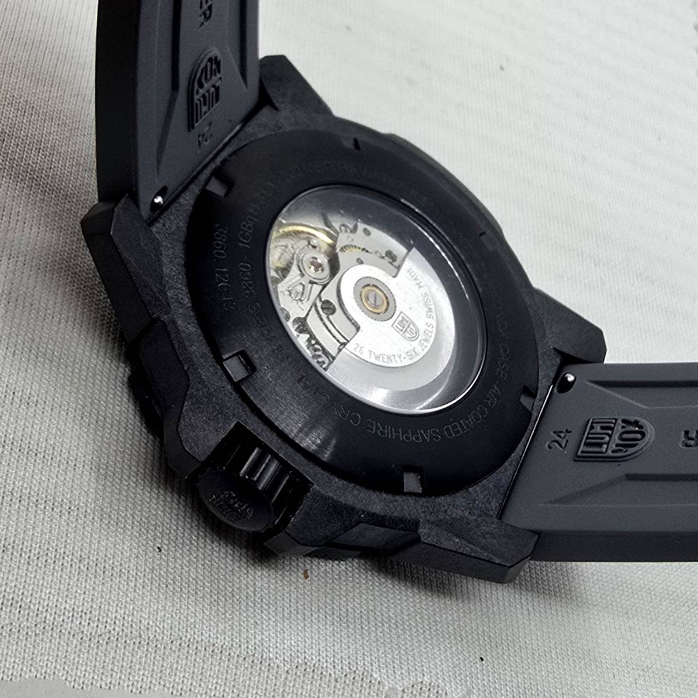 Luminox Master Carbon Seal – Ref. XS.3862, Gut – 8/16
