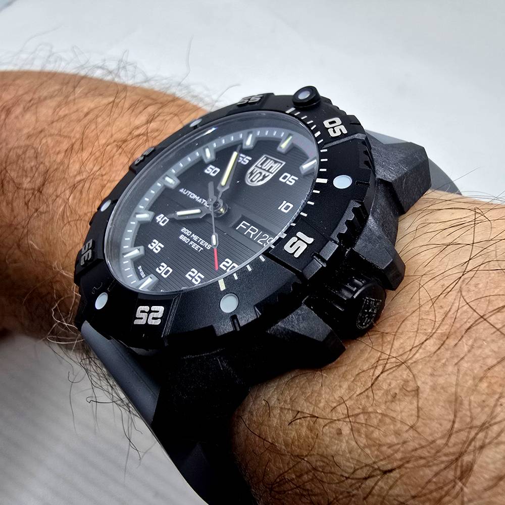Luminox Master Carbon Seal – Ref. XS.3862, Gut – 15/16