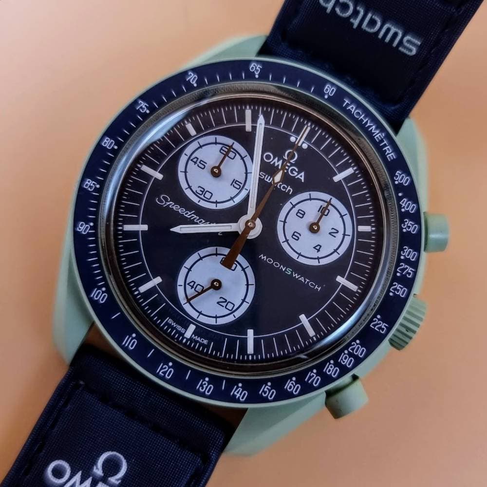 Swatch Moonswatch – Ref. SO33G100, Gut – Bild 1/21