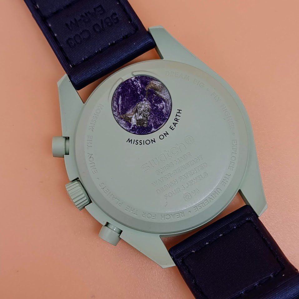 Swatch Moonswatch – Ref. SO33G100, Gut – 4/21
