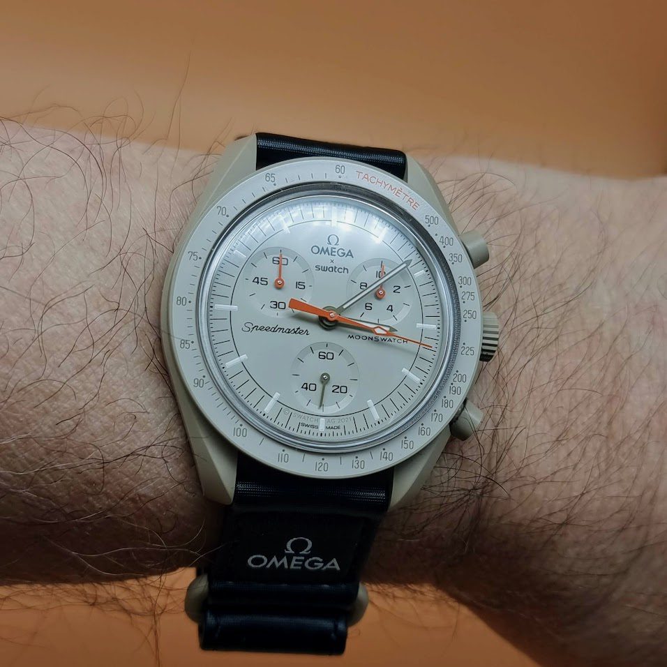 Swatch Moonswatch – Ref. SO33C100, Neu – 15/20