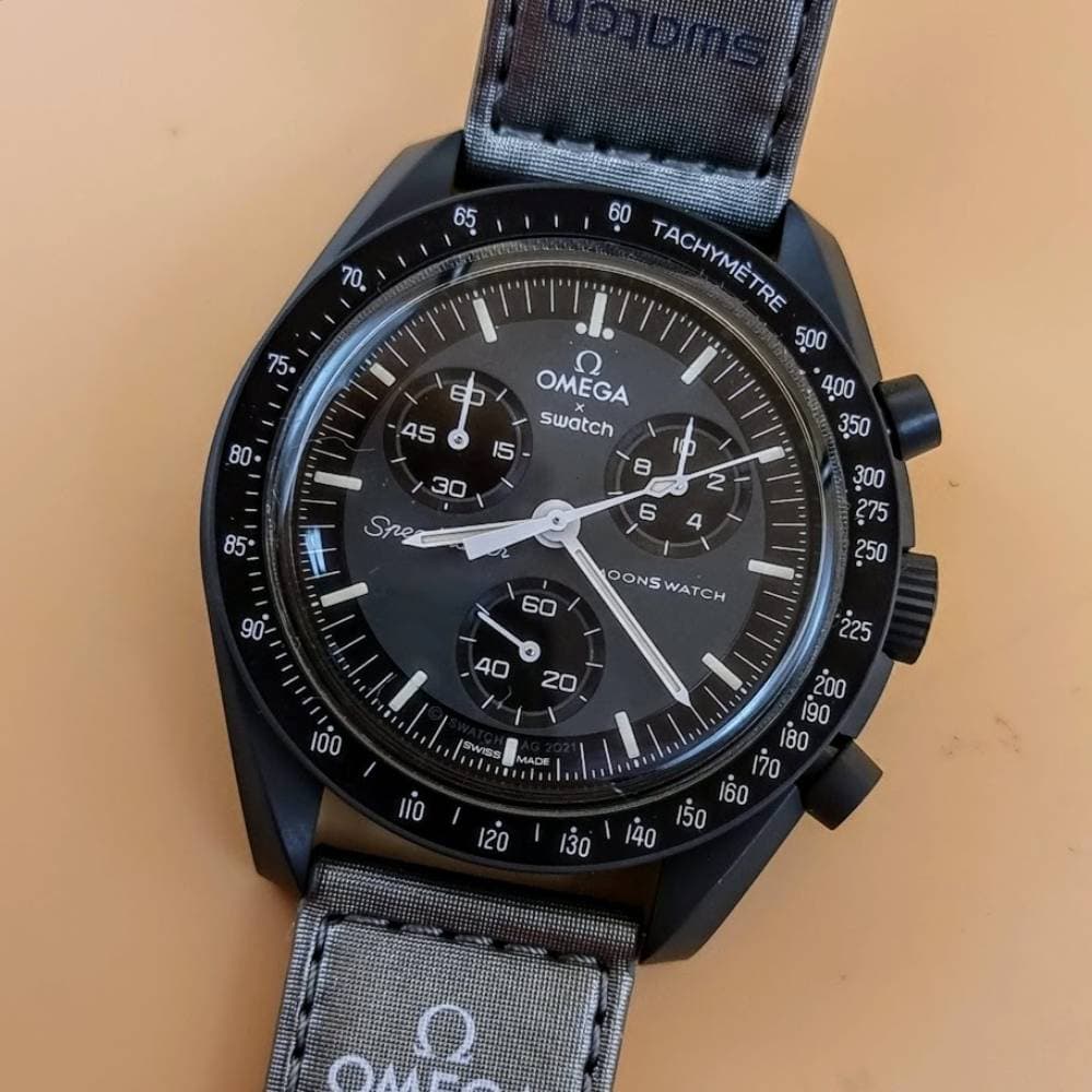 Swatch Moonswatch – Ref. SO33A100, Gut – Bild 1/19