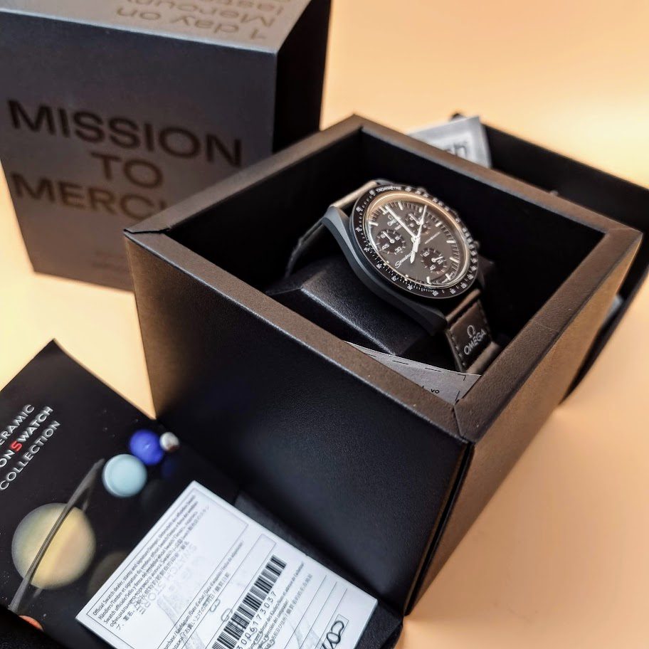 Swatch Moonswatch – Ref. SO33A100, Gut – 3/19