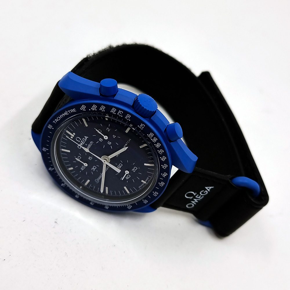 Swatch Moonswatch – Ref. SO33N100, Gut – 5/18
