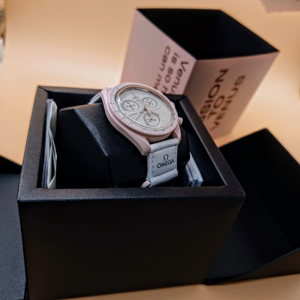 Swatch Moonswatch – Ref. SO33P100, Gut – 3/17