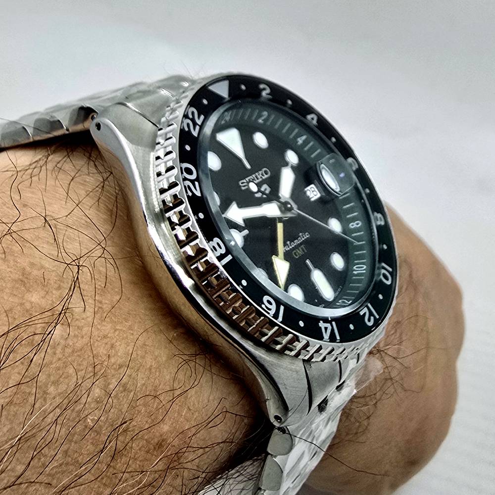 Seiko 5 Sports – Ref. SSK035K1, Gut – 18/18