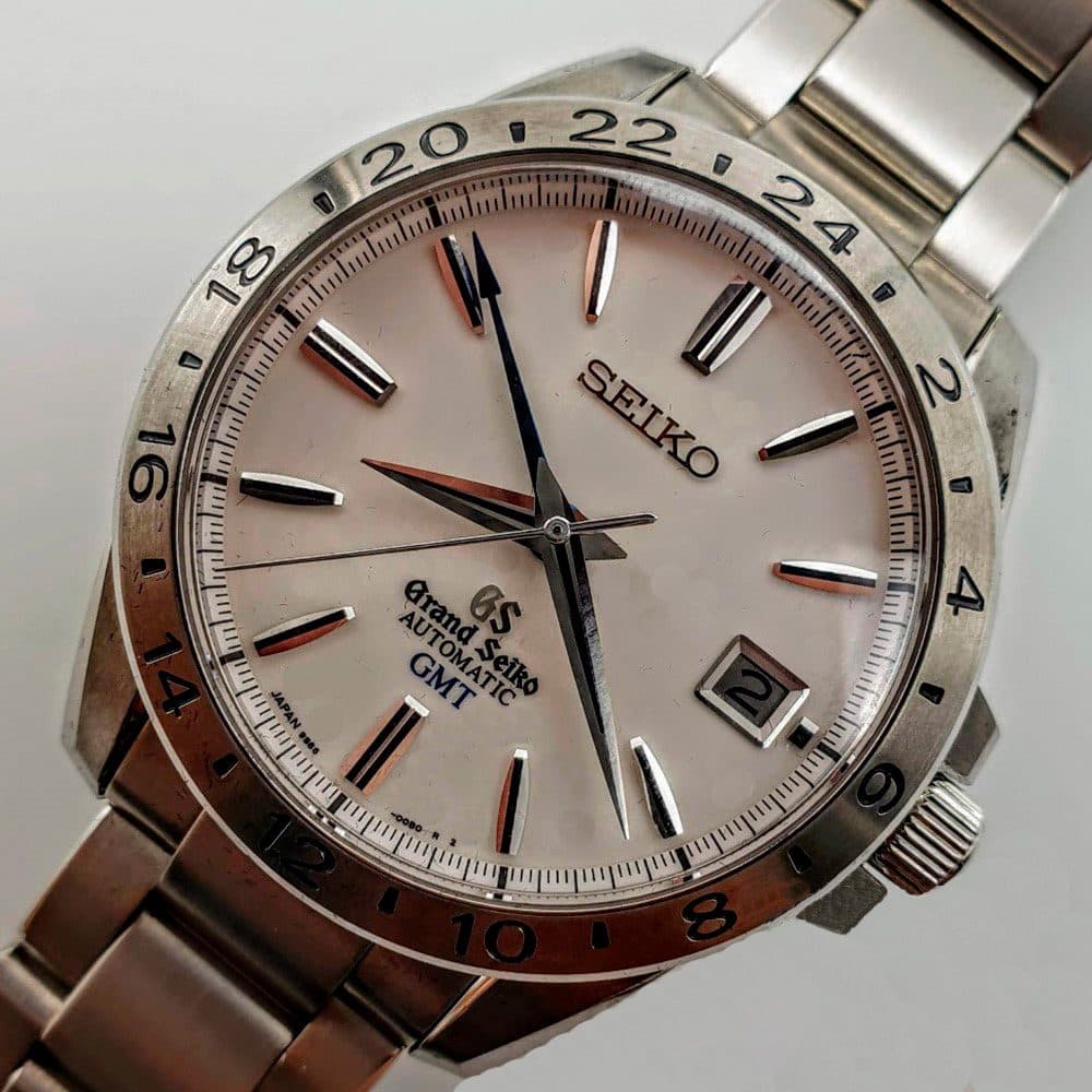 Grand Seiko Sport Collection GMT – Ref. SBGM025, Gut – Bild 1/16