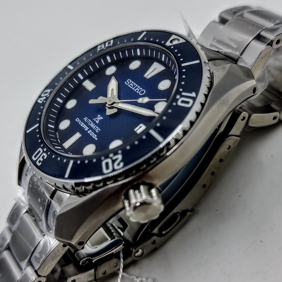 Seiko Prospex Divers – Ref. SPB321J1, Gut – 8/21