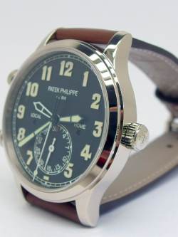 Patek Philippe Pilot Travel Time – Ref. 5524G-001, Neu – 3/11