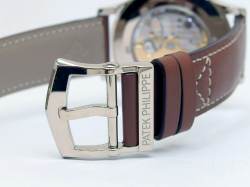 Patek Philippe Pilot Travel Time – Ref. 5524G-001, Neu – 10/11