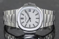 Patek Philippe Nautilus – Ref. 5711/1A-011, Wie neu – 16/16