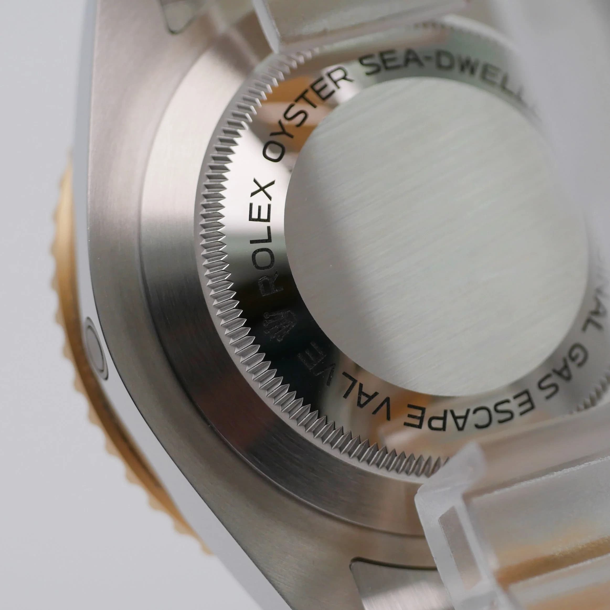Rolex Sea-Dweller – Ref. 126603, Sehr gut – Bild 2/9