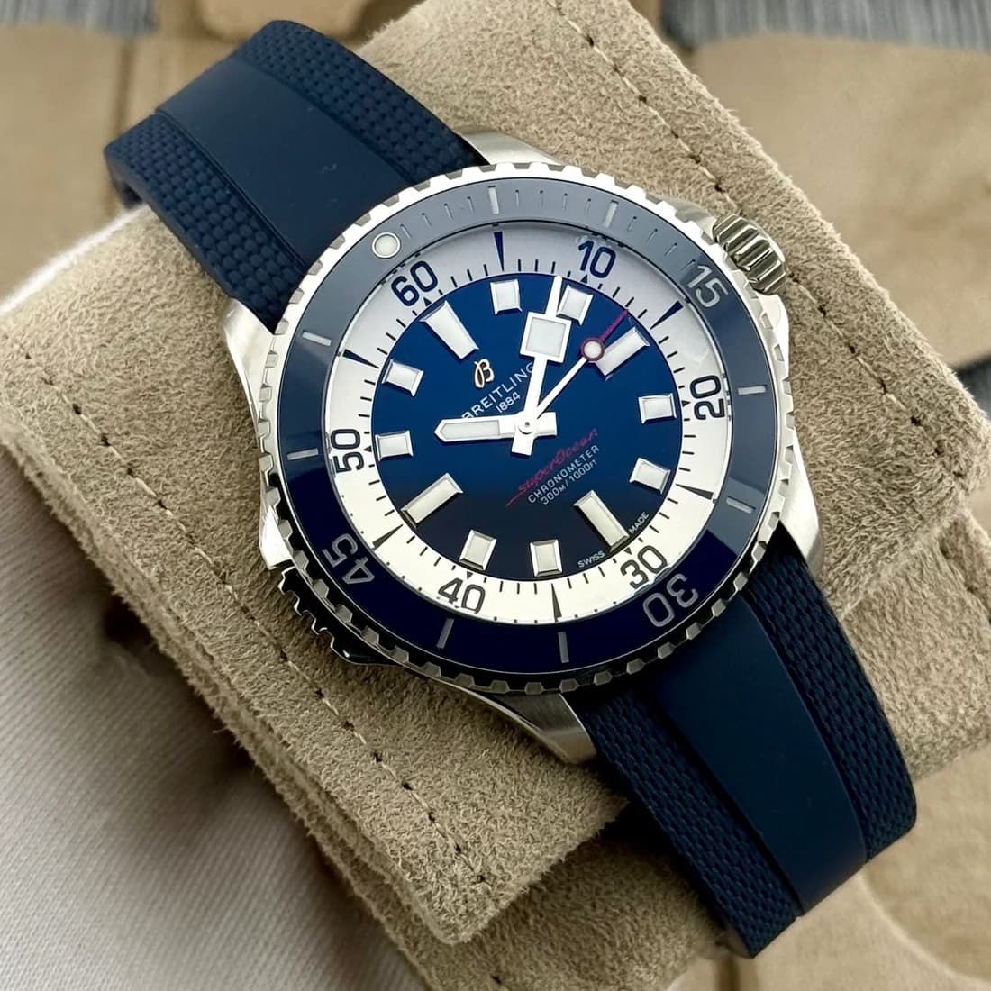 Breitling Superocean – Ref. A17378E71C1S1, Sehr gut