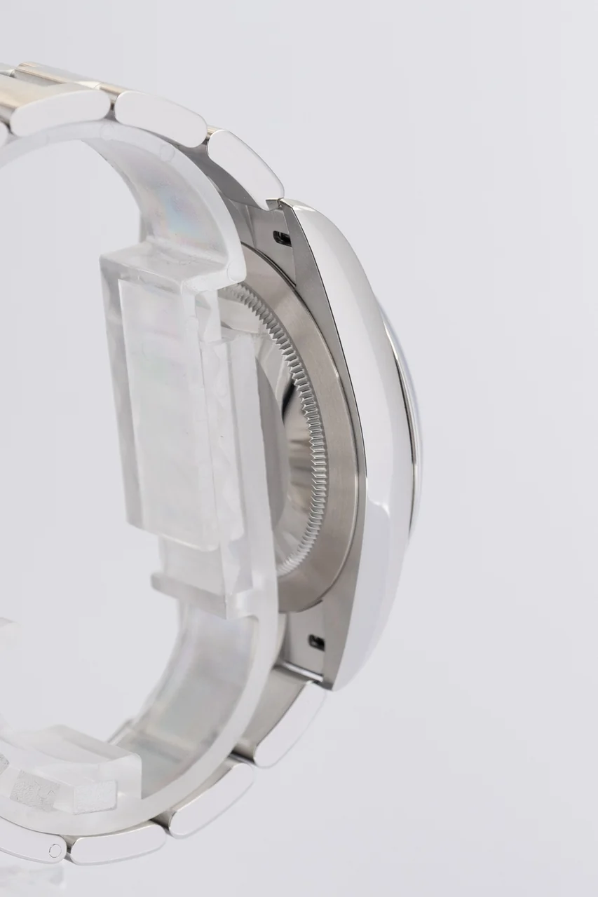 Rolex Oyster Perpetual – Ref. 124300, Sehr gut – 3/10
