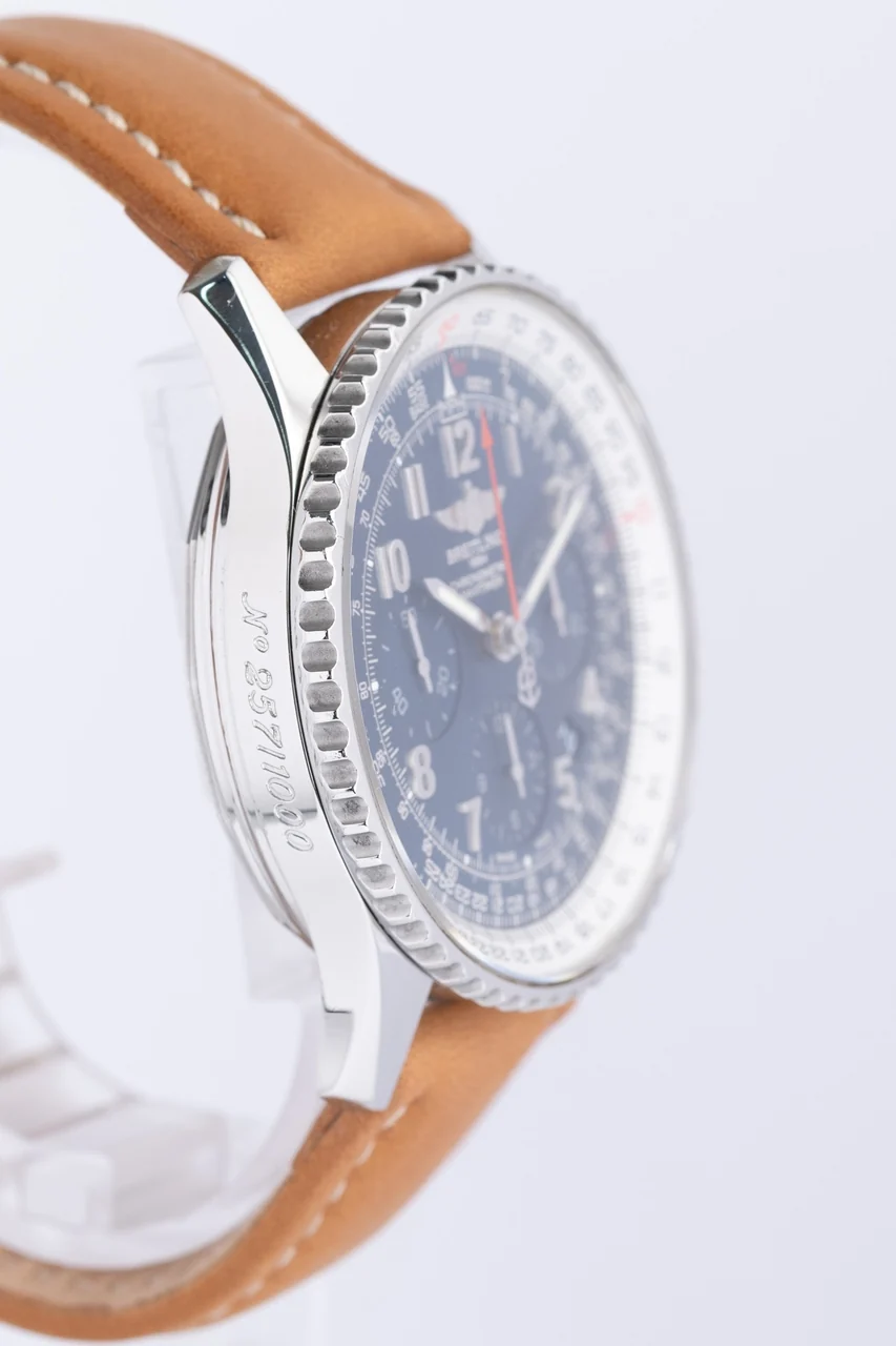 Breitling Navitimer – Ref. AB0121, very good – 4/10