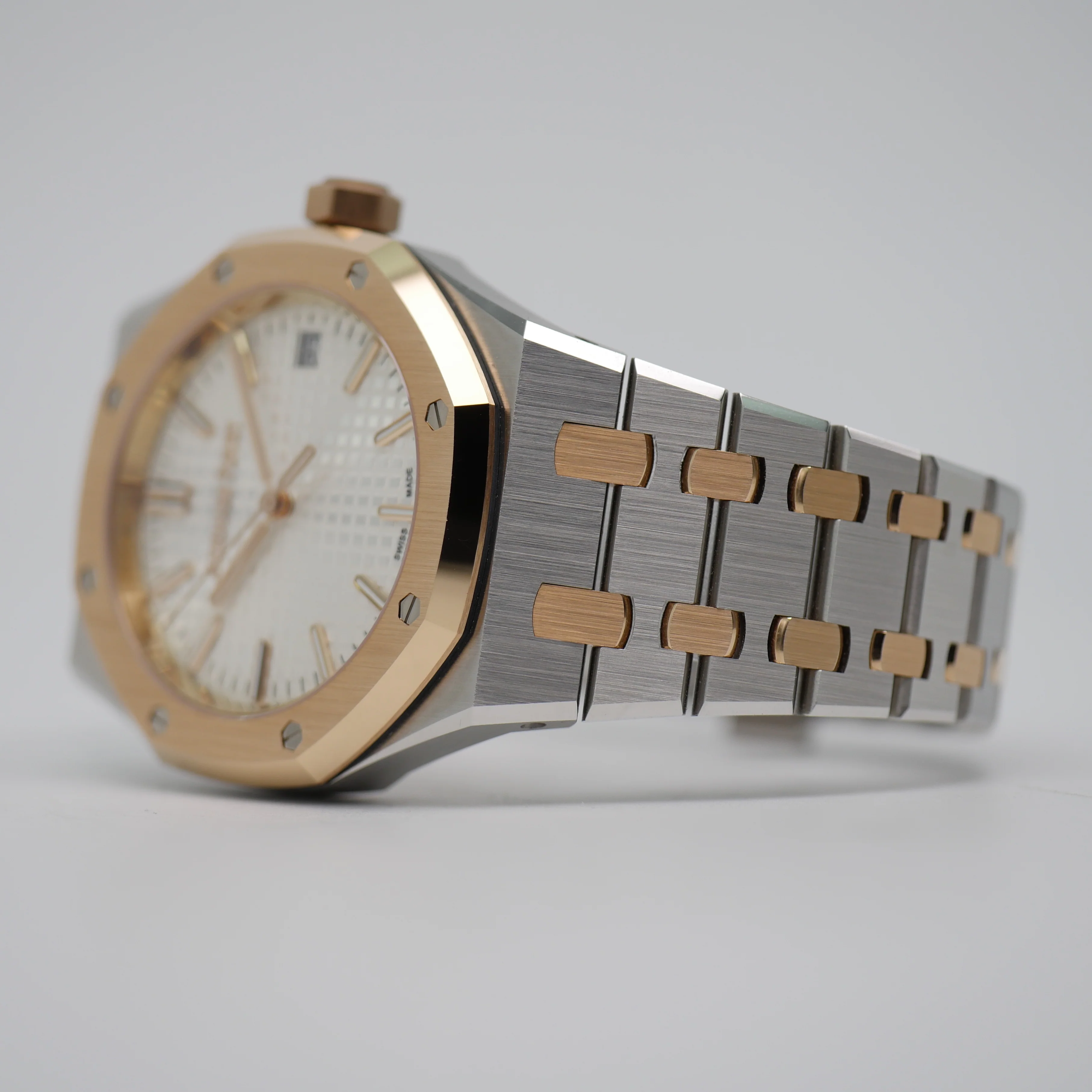 Audemars Piguet Royal Oak – Ref. 15550SR.OO.1356SR.02, Neu – Bild 2/13