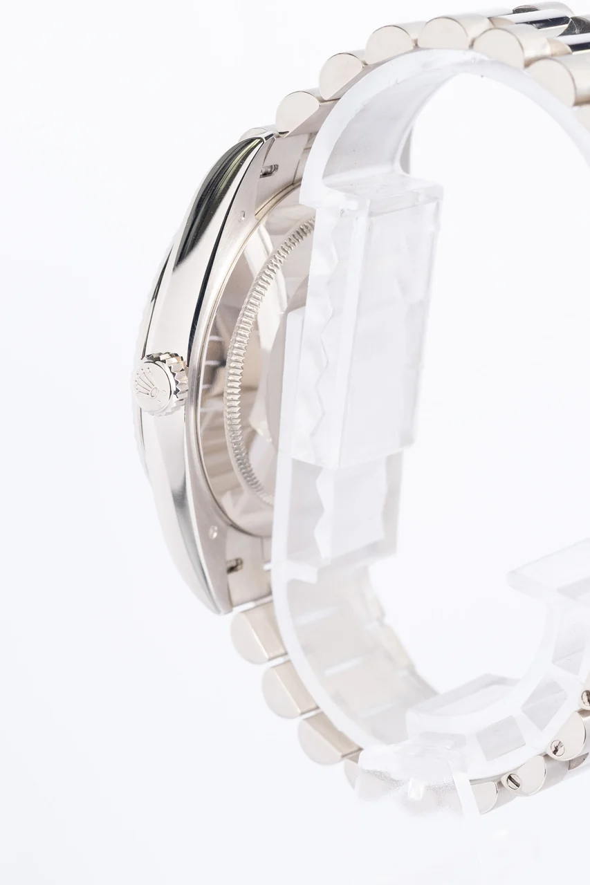 Rolex Day-Date – Ref. 228239, Sehr gut – 3/10