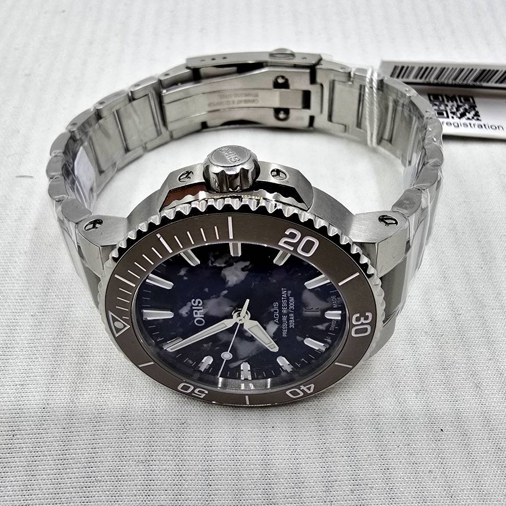 Oris Aquis – Ref. 01 733 7766 4150-Set, good – 13/18