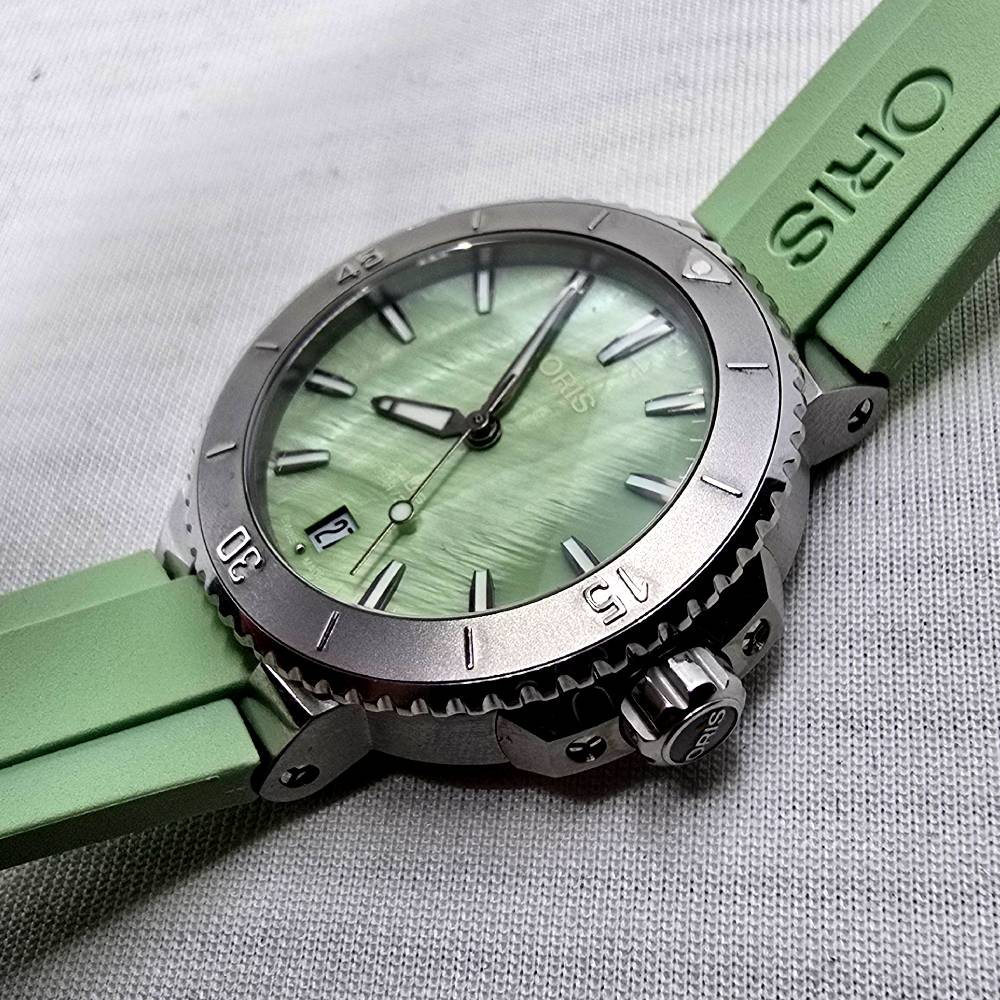 Oris Aquis – Ref. 01 733 7770 4157-07 4 18 67FC, Gut – 4/14
