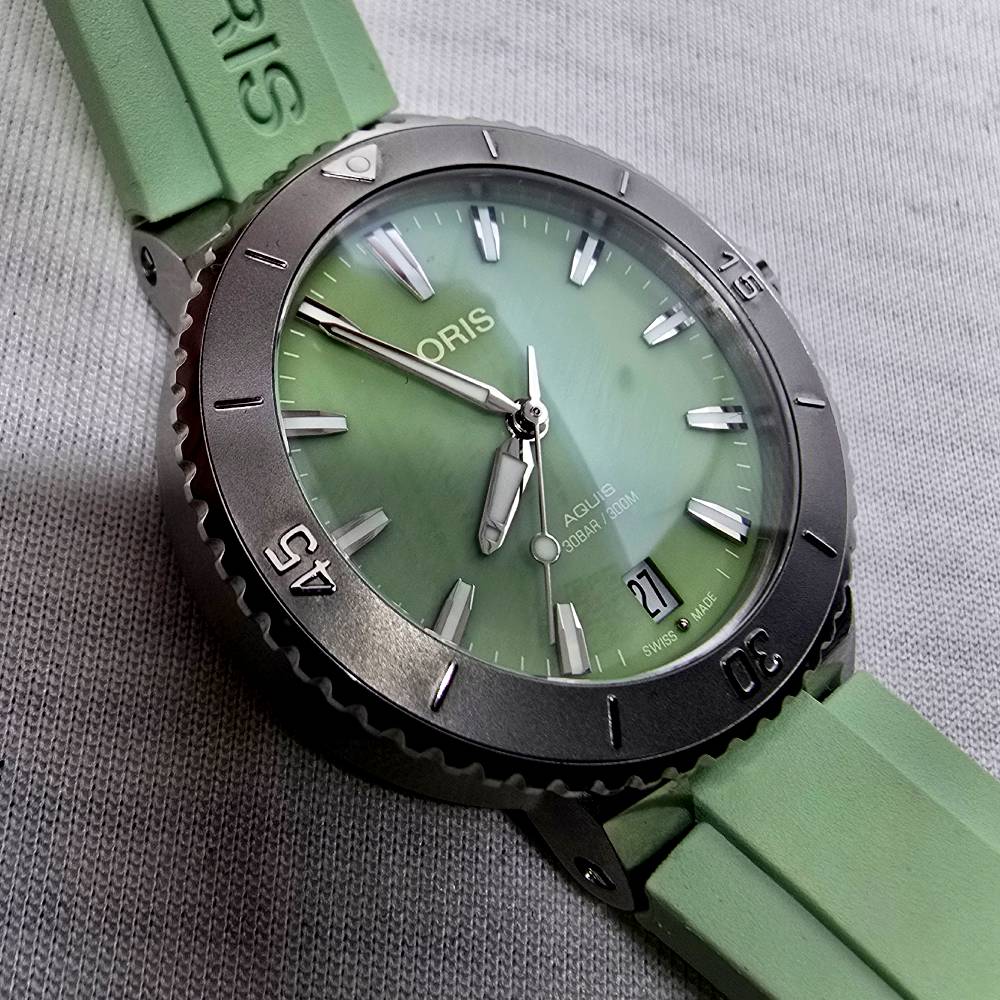 Oris Aquis – Ref. 01 733 7770 4157-07 4 18 67FC, Gut – 7/14