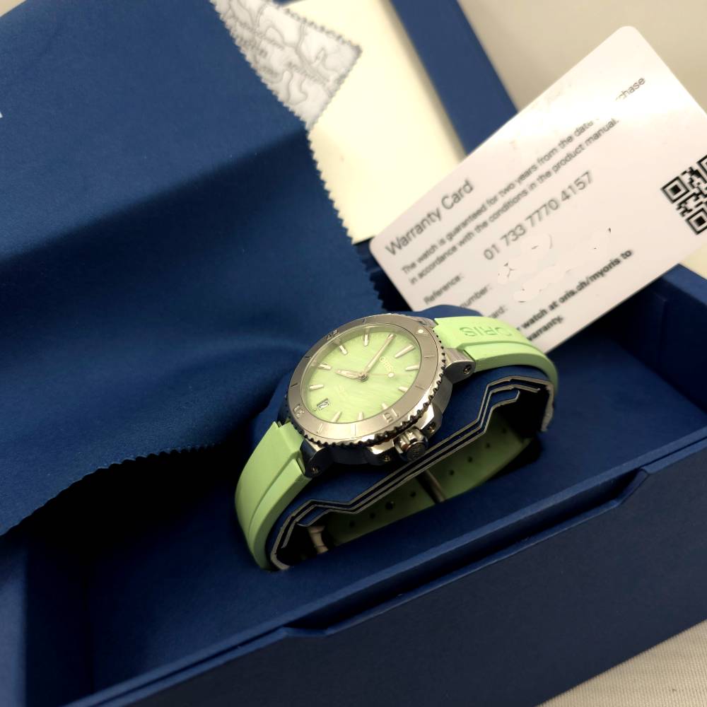 Oris Aquis – Ref. 01 733 7770 4157-07 4 18 67FC, Gut – 10/14