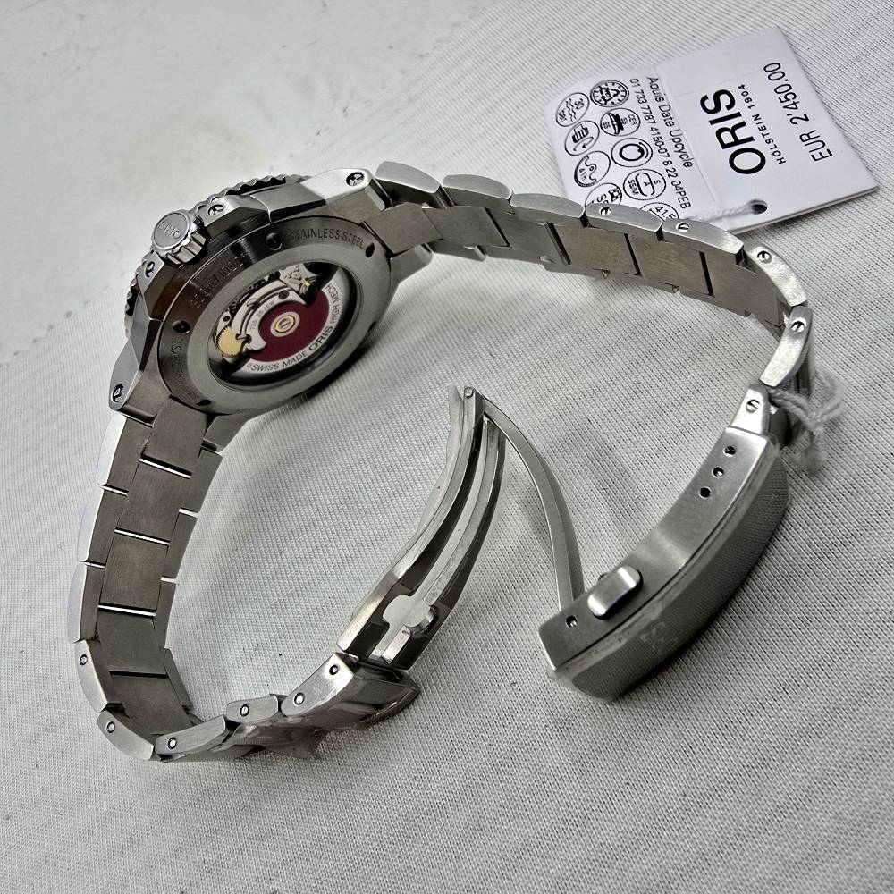 Oris Aquis – Ref. 01 733 7787 4150-07 8 22 04PEB, Gut – 17/18
