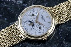 Patek Philippe Perpetual Calendar – Ref. 3945/1J-010, very good – 24/25