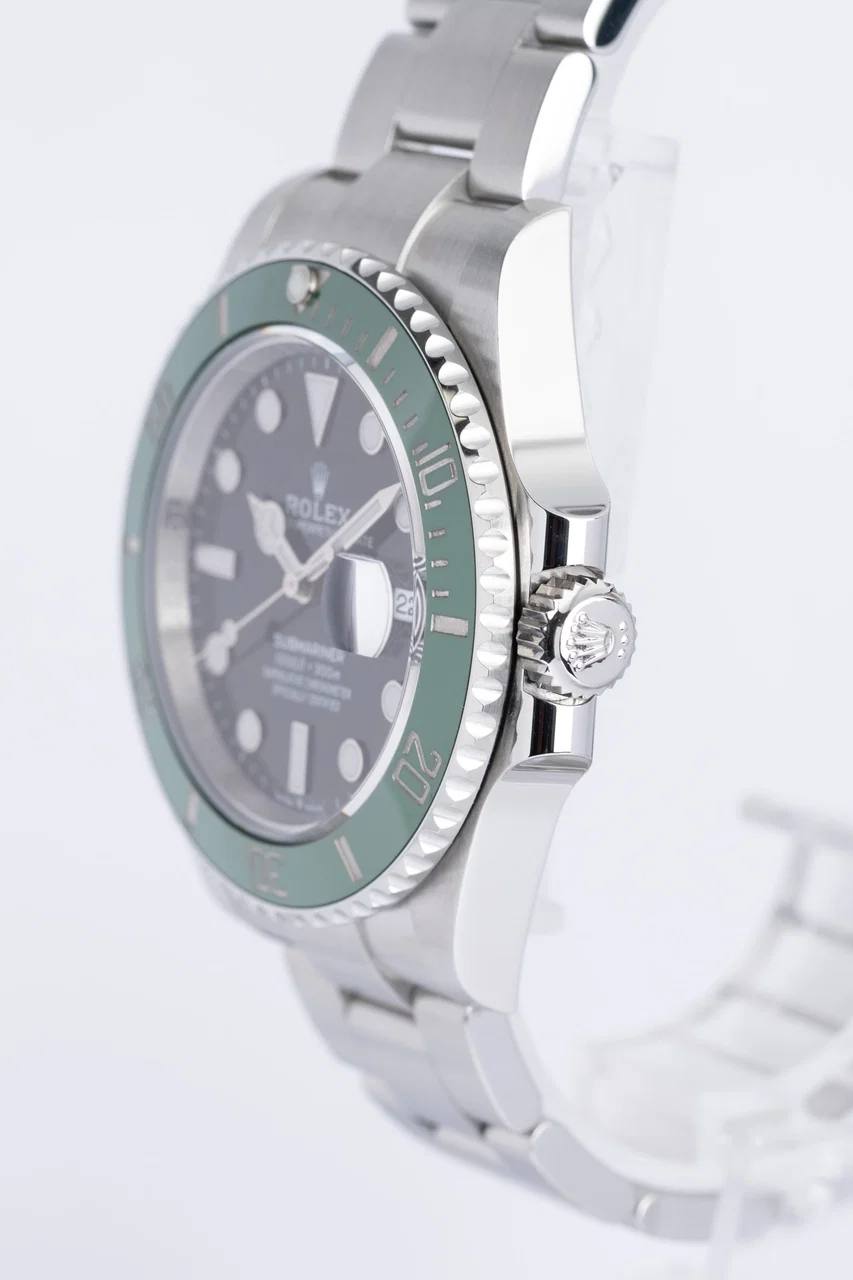 Rolex Submariner – Ref. 126610LV, Sehr gut – 6/10