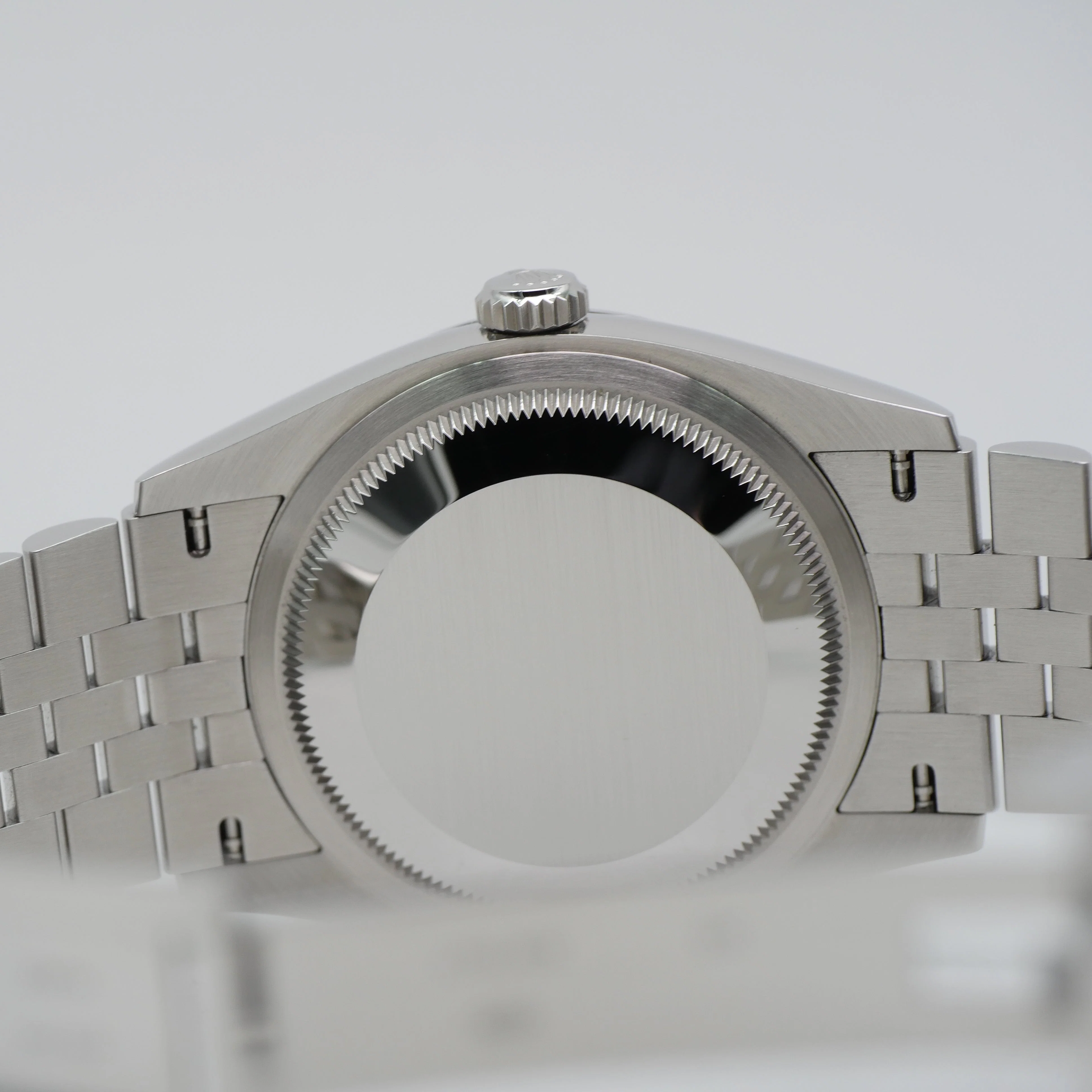 Rolex Datejust 36 – Ref. 126200, Sehr gut – 8/8
