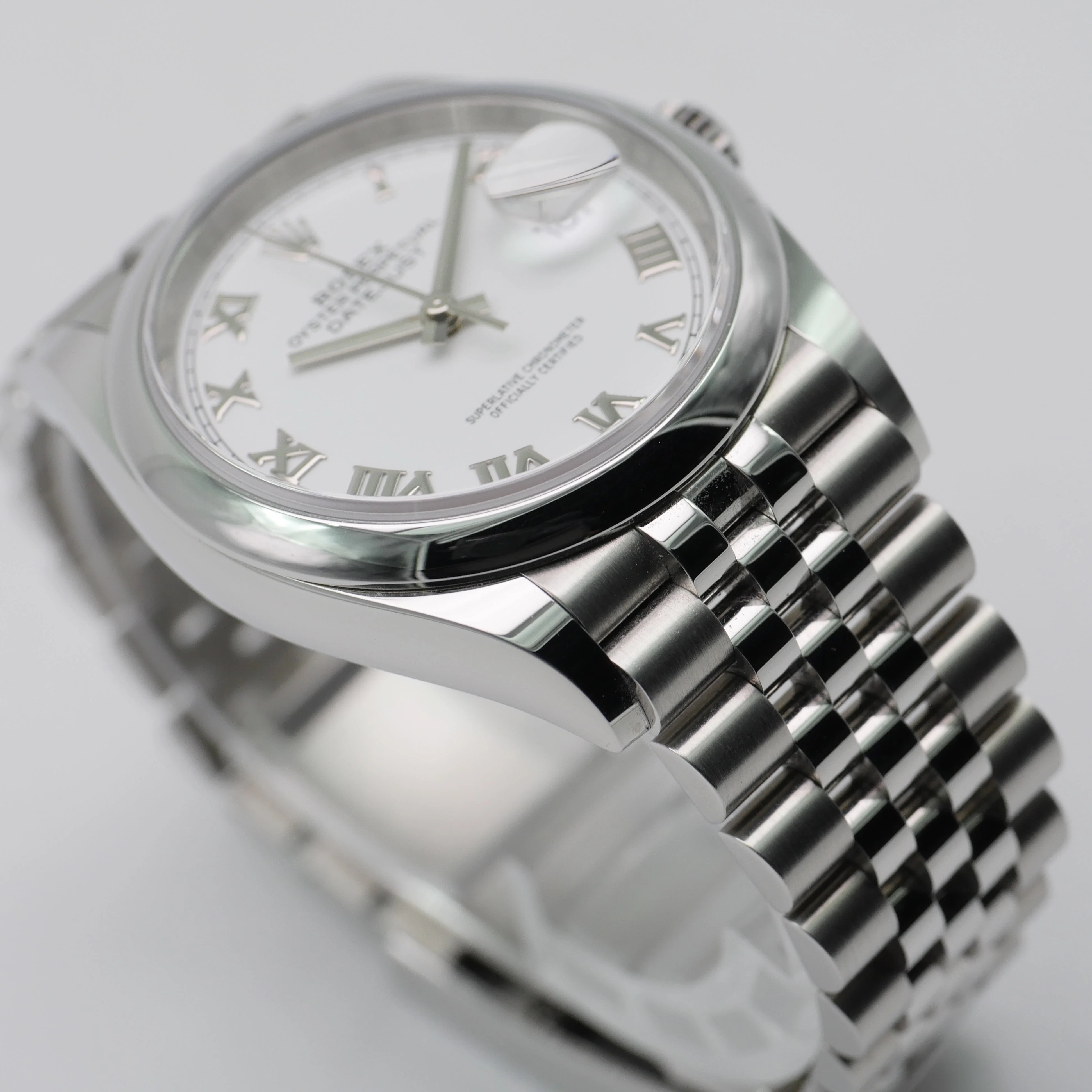Rolex Datejust 36 – Ref. 126200, Sehr gut – 6/8