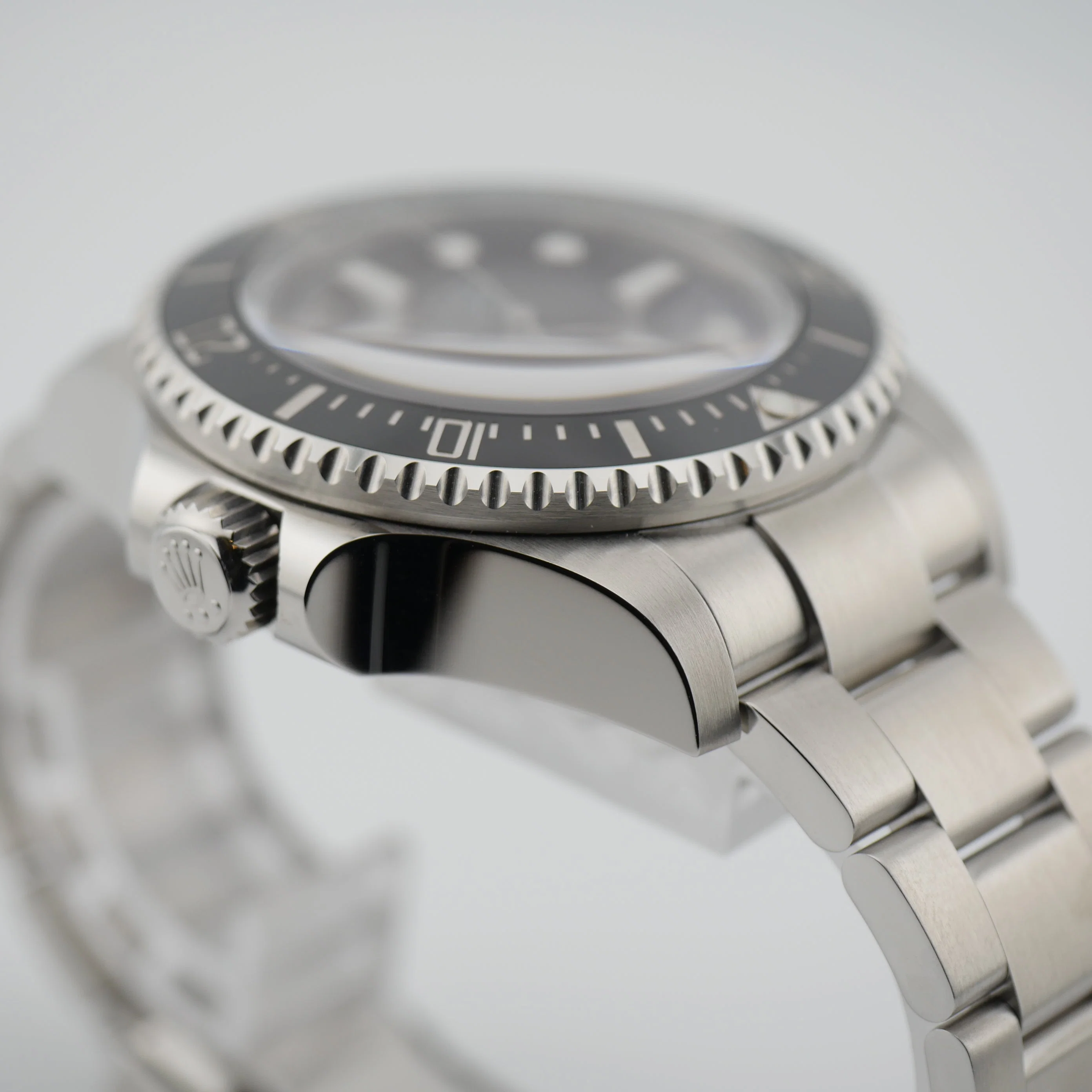 Rolex Sea-Dweller – Ref. 126660, Neu – 6/9