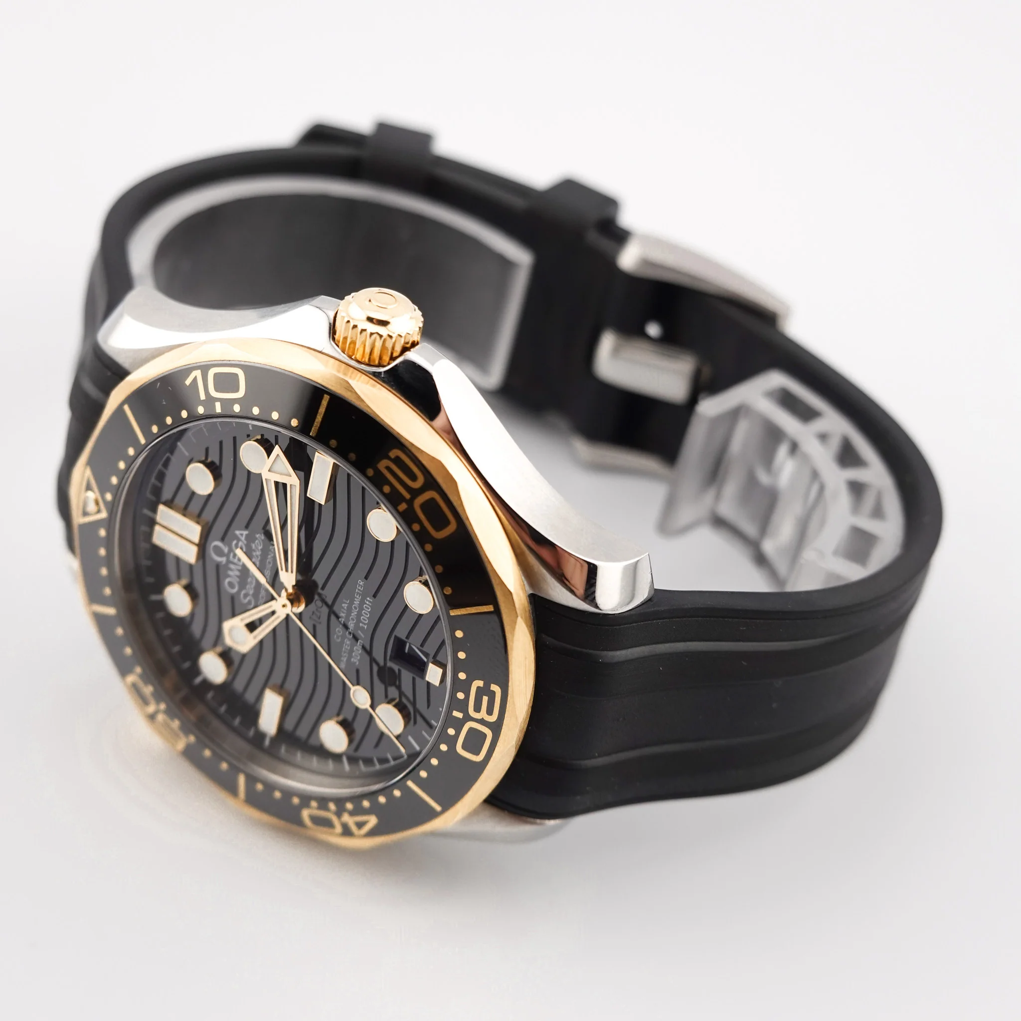 Omega Seamaster Diver 300M – Ref. 210.32.42.20.06.002, Wie neu – 9/9