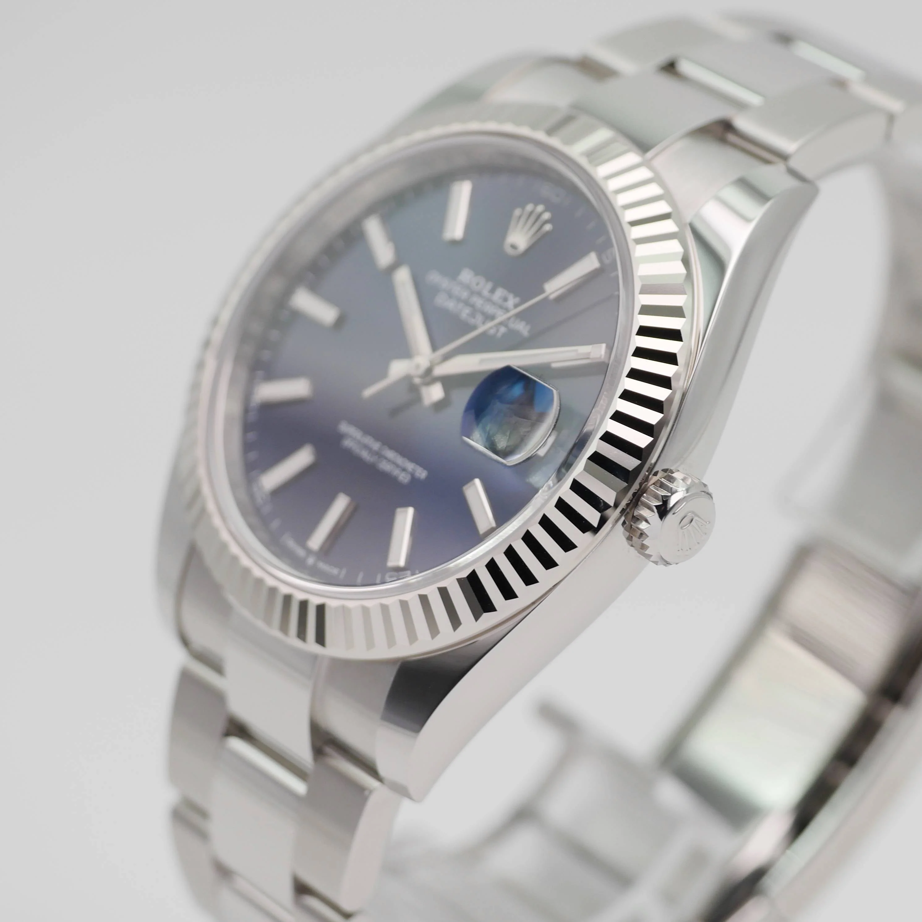 Rolex Datejust 41 – Ref. 126334, Sehr gut – 2/11