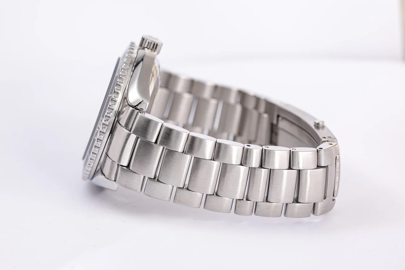Omega Seamaster Planet Ocean – Ref. 22015100, Sehr gut – 7/9