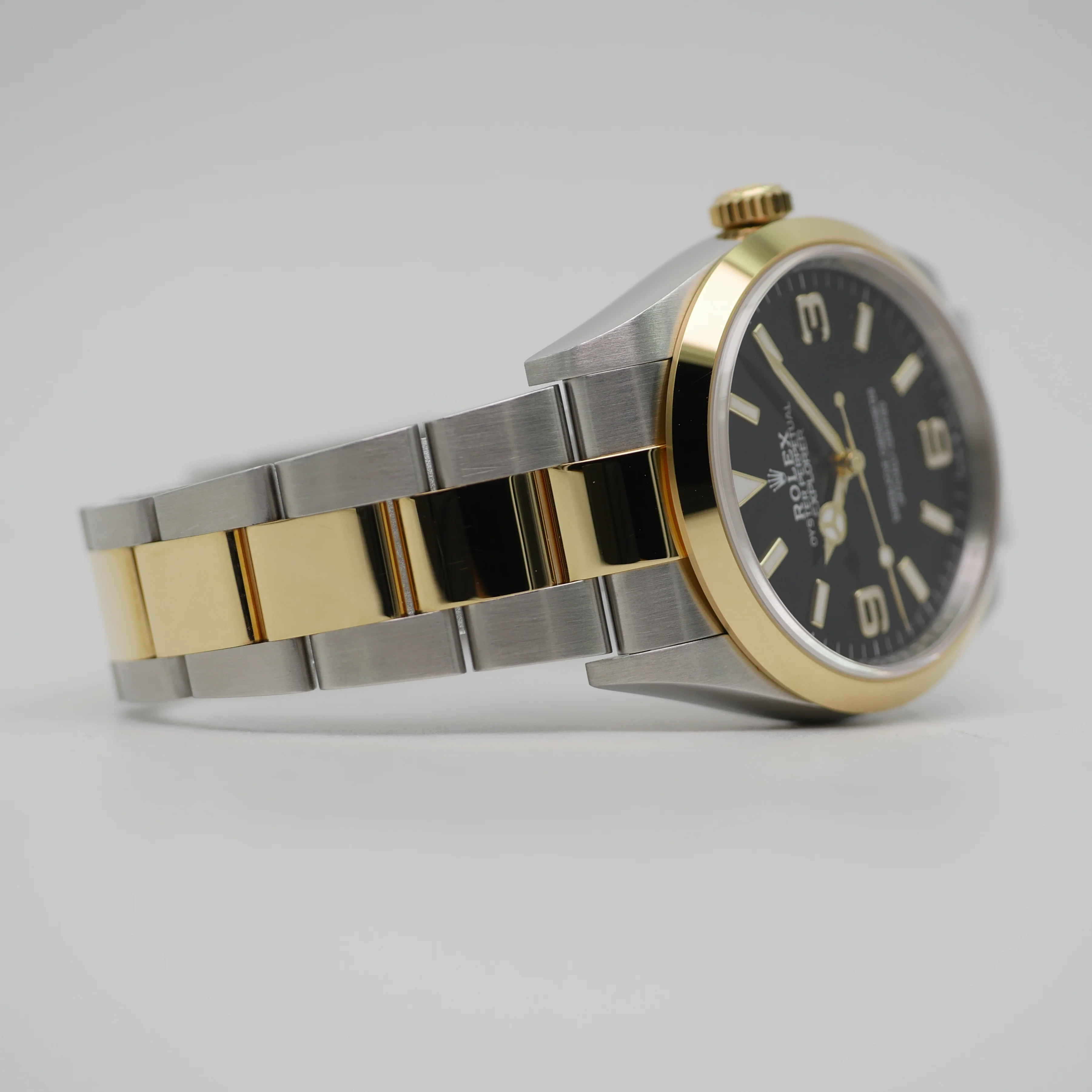 Rolex Explorer – Ref. 124273, Wie neu – 5/12