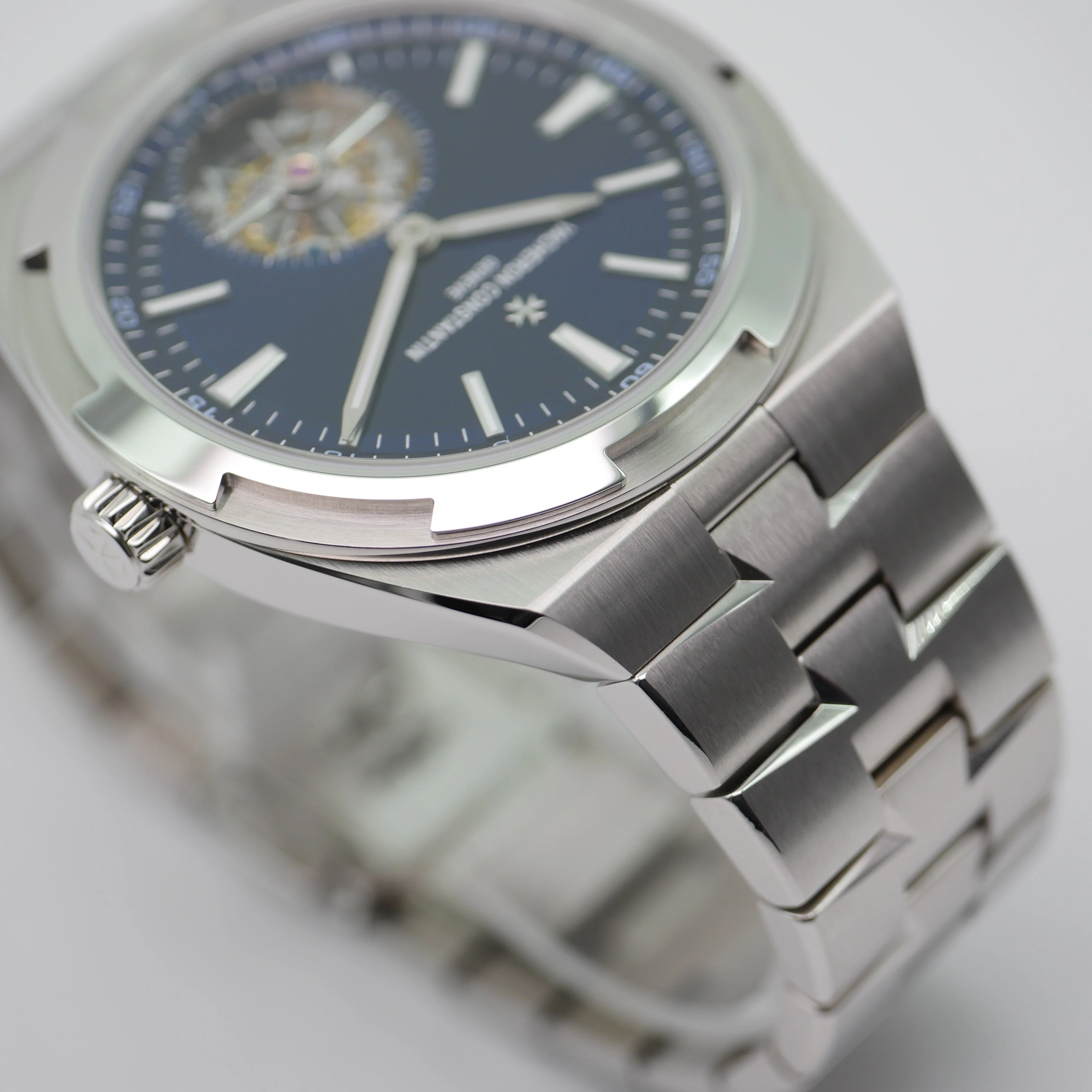 Vacheron Constantin Overseas – Ref. 6000V/110A-B544, Wie neu – 9/14