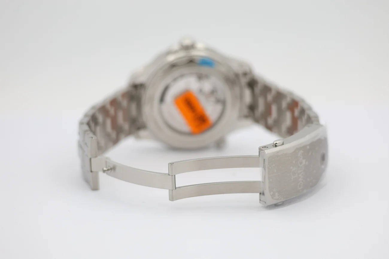 Omega Seamaster Diver 300M – Ref. 21030422010001, Neu – 6/10