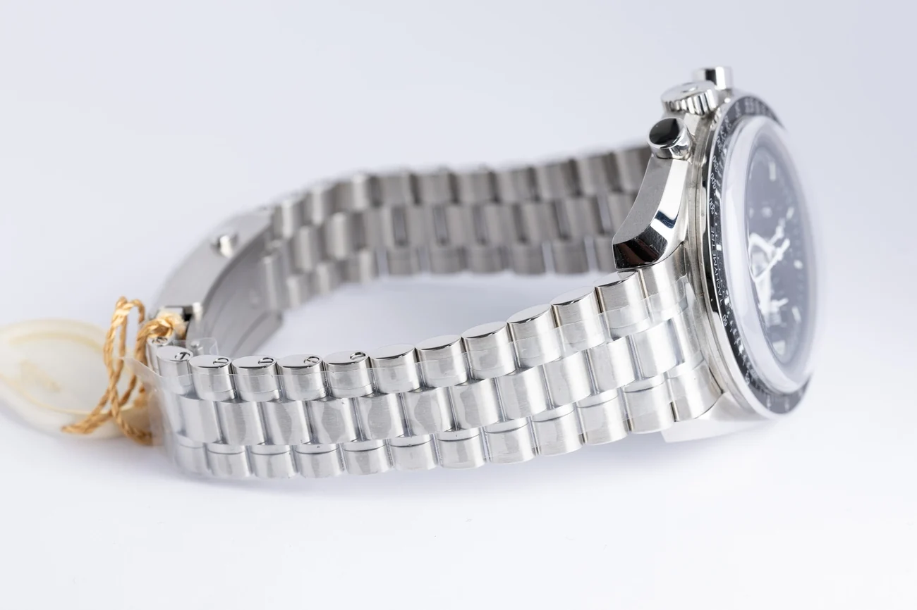 Omega Speedmaster – Ref. 31030425001001, Sehr gut – 5/10